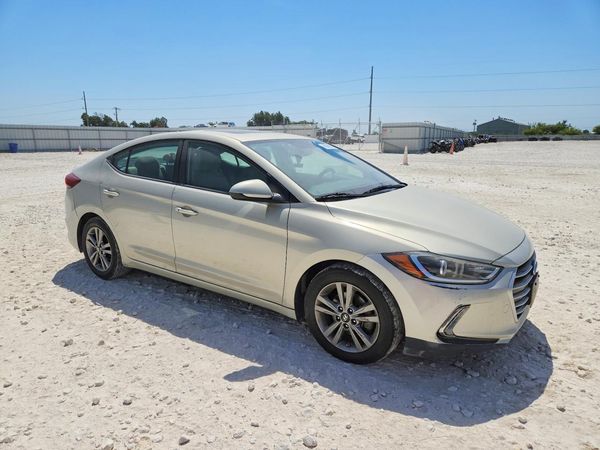 2017 HYUNDAI ELANTRA — Passenger 3/4