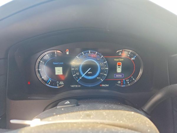 2016 CADILLAC ESCALADE Platinum