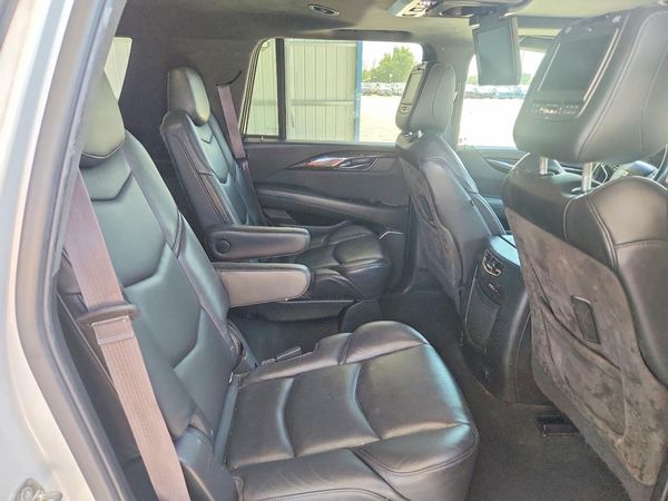 2016 CADILLAC ESCALADE Platinum