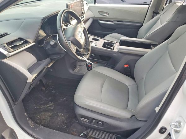 2024 TOYOTA SIENNA