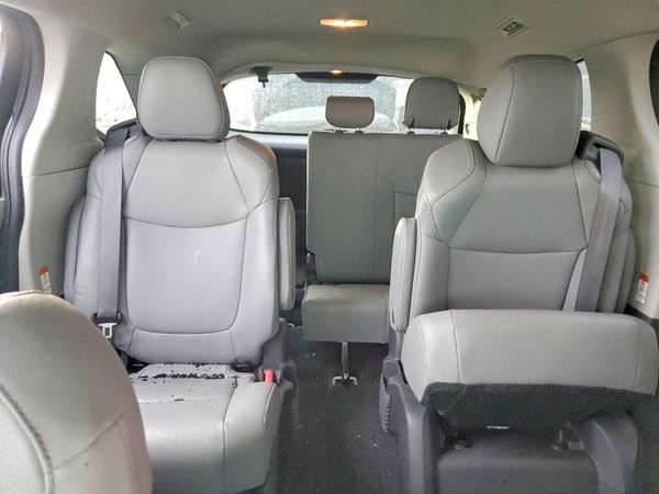 2024 TOYOTA SIENNA