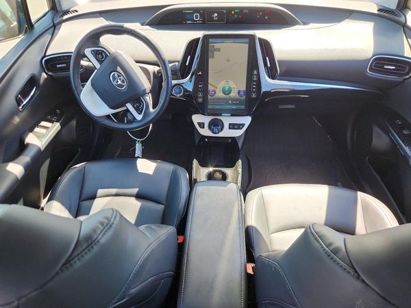 2019 TOYOTA PRIUS Plus/Premium/Advanced