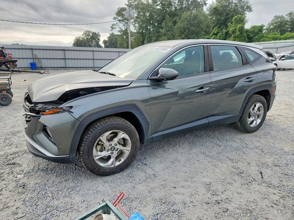 2022 HYUNDAI TUCSON SE