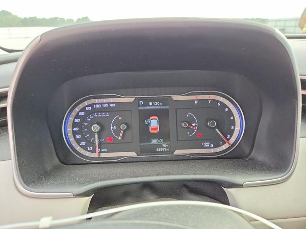 2022 HYUNDAI TUCSON SE