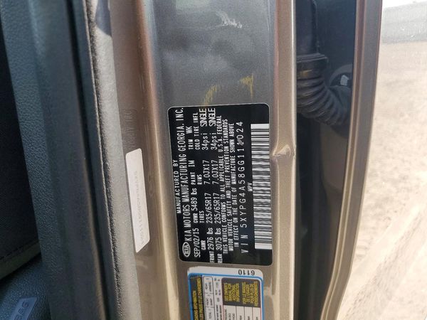 2016 KIA SORENTO L / LX — VINS