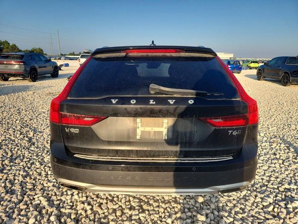 2018 VOLVO V90 CROSS COUNTRY Inscription