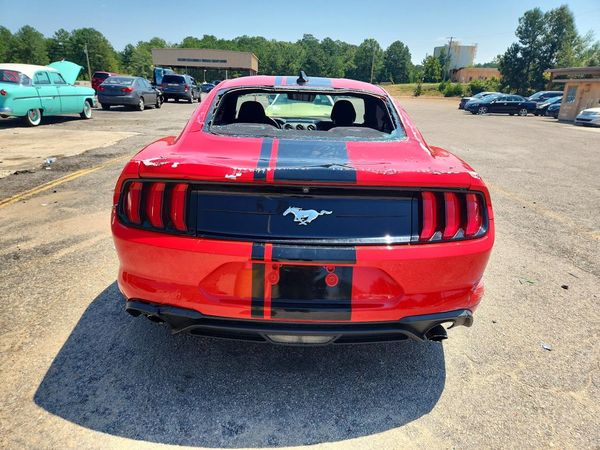 2022 FORD MUSTANG