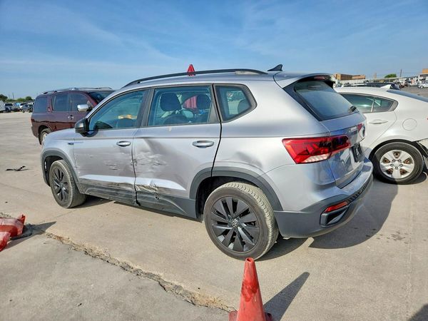 2024 VOLKSWAGEN TAOS