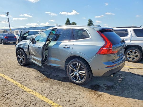 2019 VOLVO XC60 Momentum — DSRA