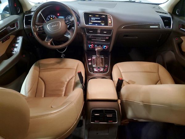 2017 AUDI Q5 quattro Premium Plus