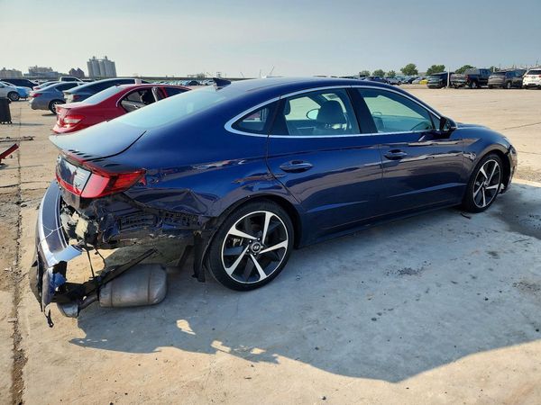 2021 HYUNDAI SONATA SEL Plus
