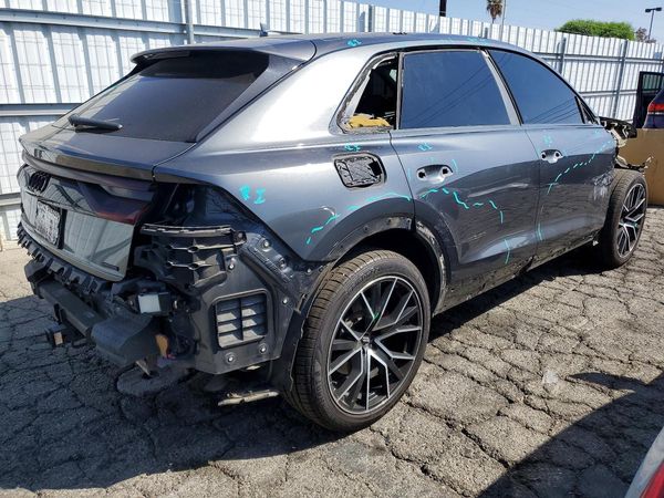 2019 AUDI Q8