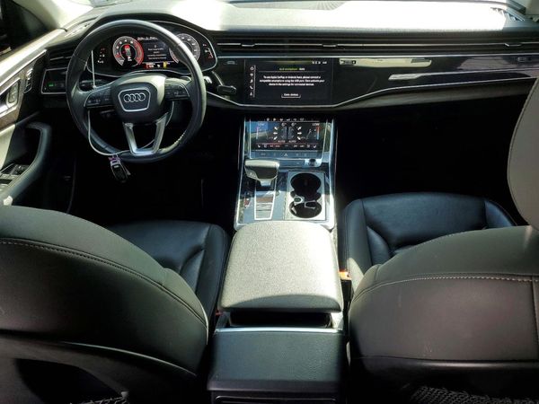 2019 AUDI Q8