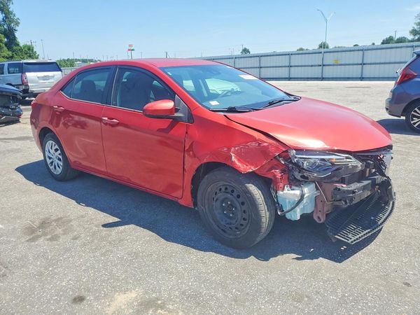 2018 TOYOTA COROLLA L/LE/SE/XLE/XSE — Passenger 3/4