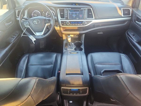 2016 TOYOTA HIGHLANDER Base/Hybrid