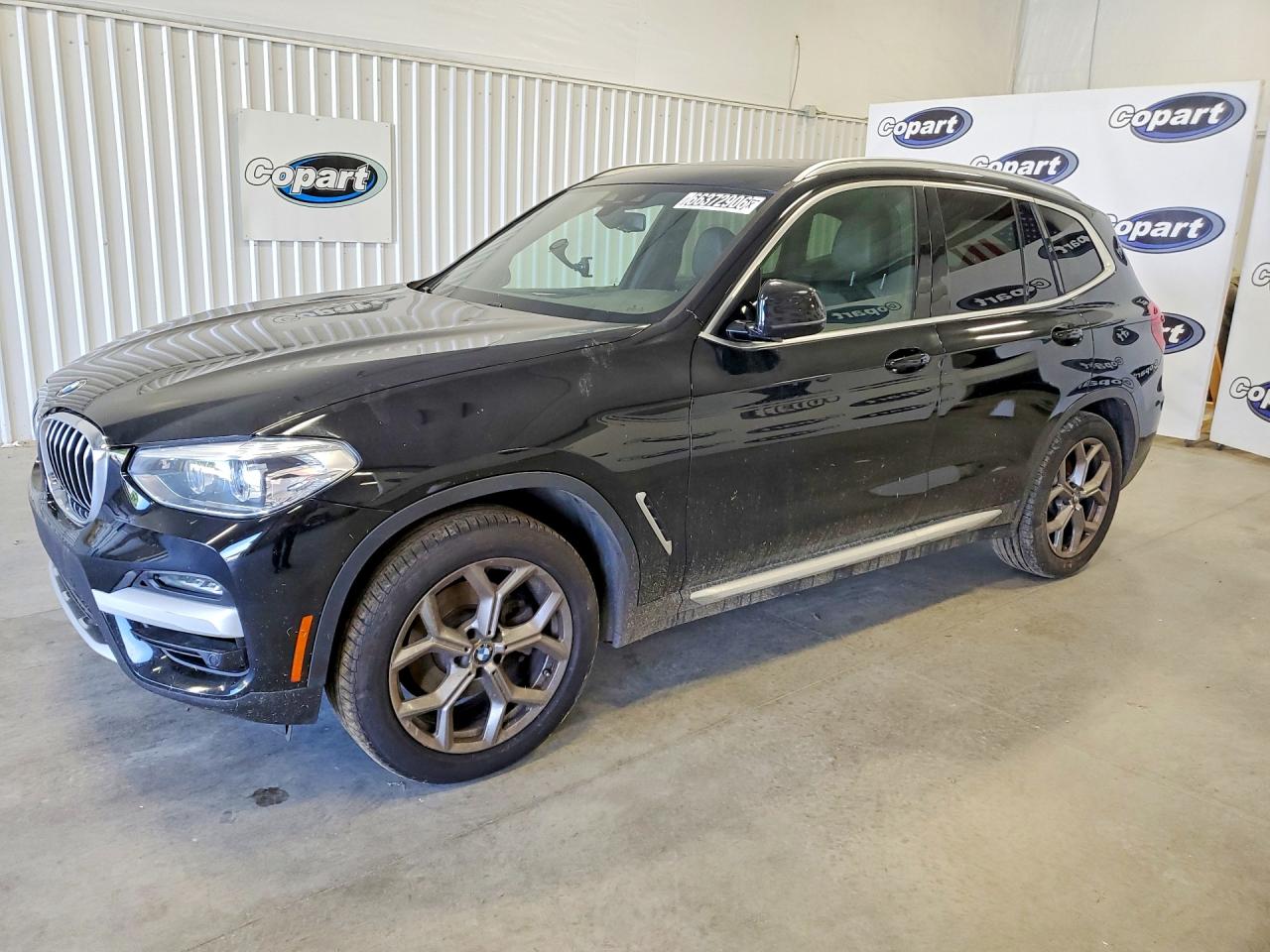 2021 BMW X3 xDrive30i — Front 3/4