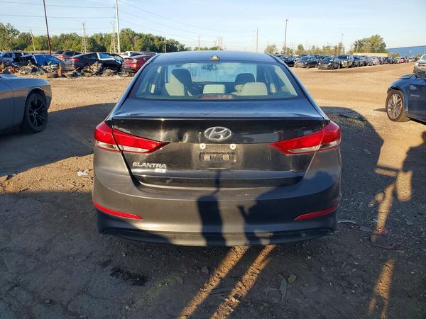 2017 HYUNDAI ELANTRA SE Base — DIRR