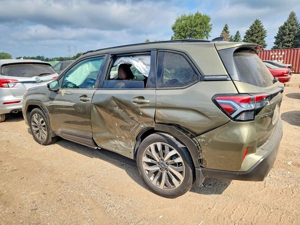 2025 SUBARU FORESTER