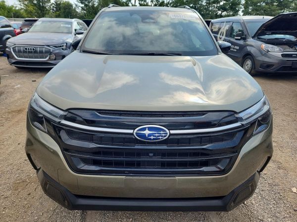 2025 SUBARU FORESTER