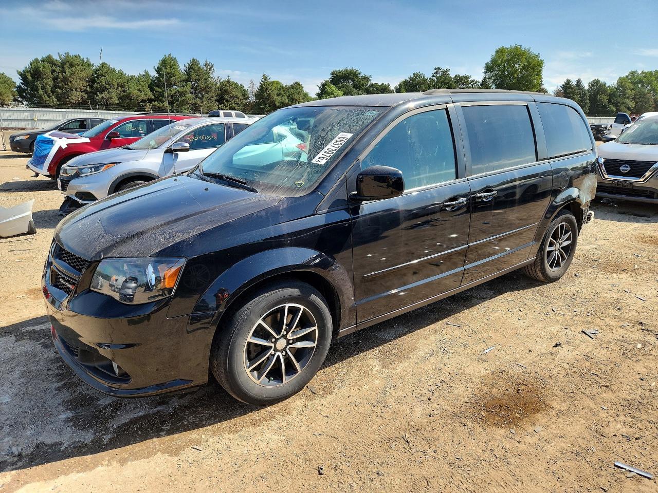 2017 DODGE GRAND CARAVAN GT