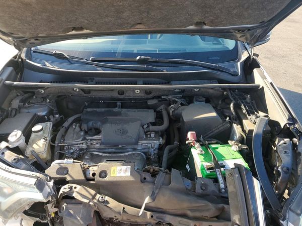 2017 TOYOTA RAV4 XLE