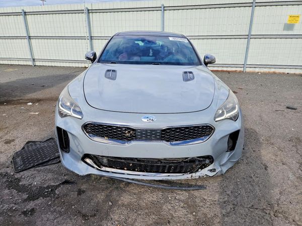 2018 KIA STINGER GT2
