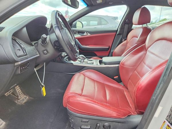 2018 KIA STINGER GT2
