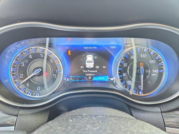 2021 CHRYSLER 300