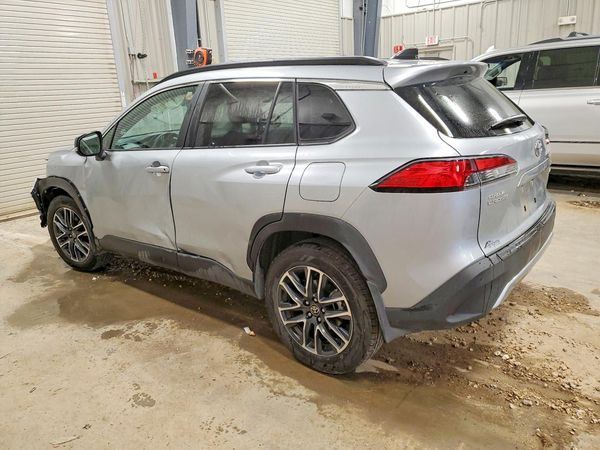 2026 TOYOTA COROLLA CROSS