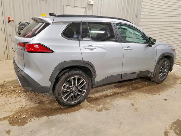 2026 TOYOTA COROLLA CROSS