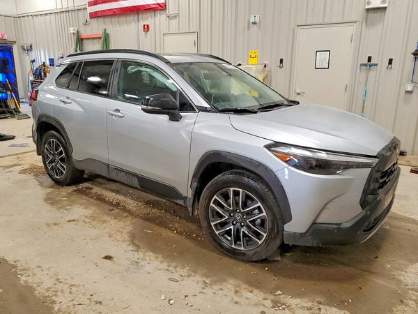 2026 TOYOTA COROLLA CROSS