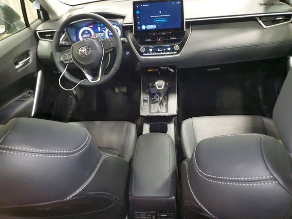 2026 TOYOTA COROLLA CROSS