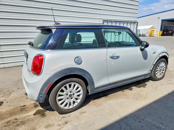 2014 MINI COOPER