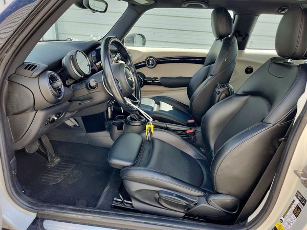 2014 MINI COOPER