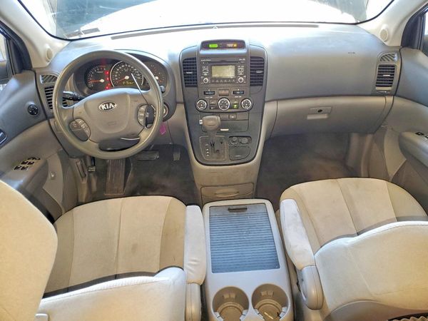 2014 KIA SEDONA GL