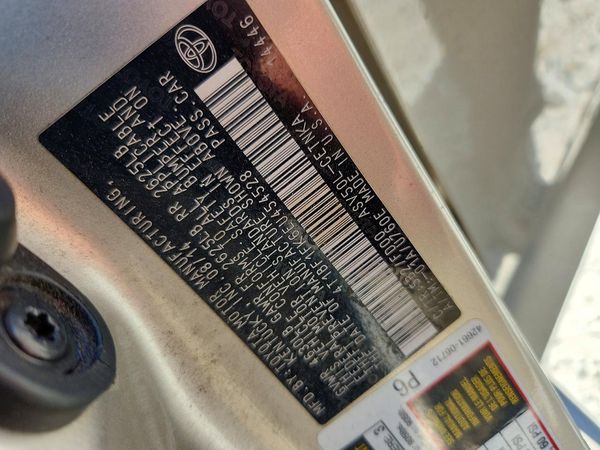 2014 TOYOTA CAMRY