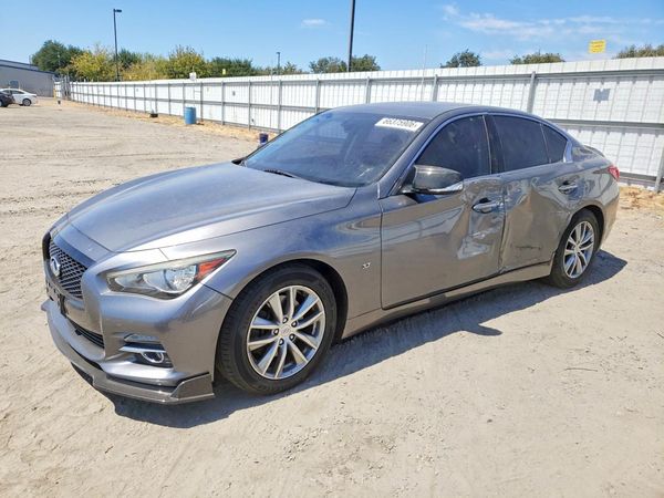 2015 INFINITI Q50