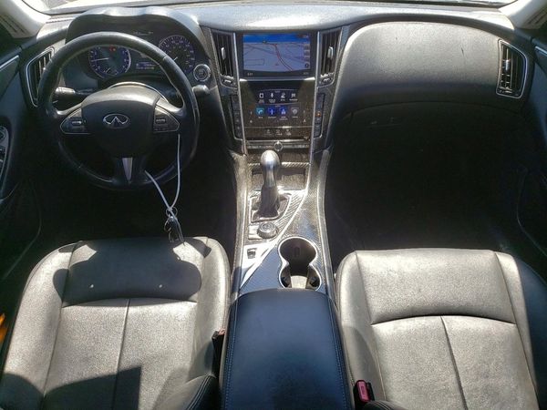 2015 INFINITI Q50
