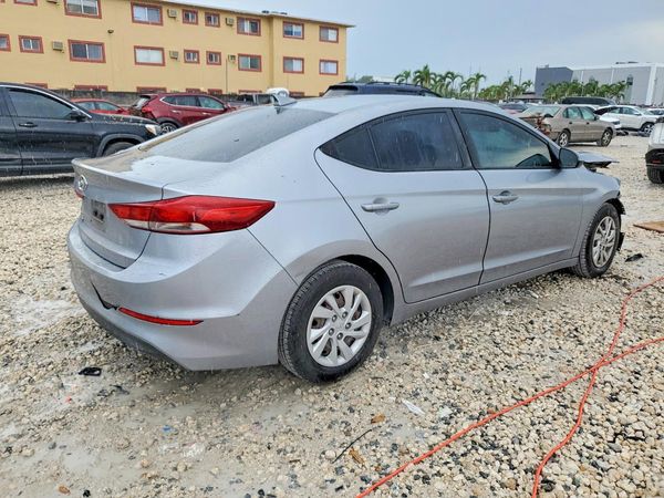 2017 HYUNDAI ELANTRA