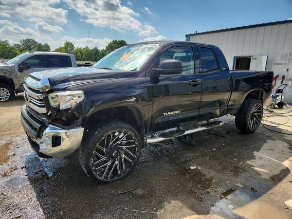 2016 TOYOTA TUNDRA
