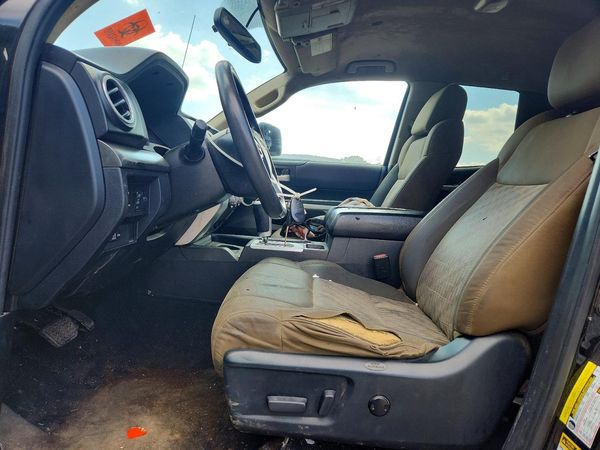 2016 TOYOTA TUNDRA SR/SR5 — DENT