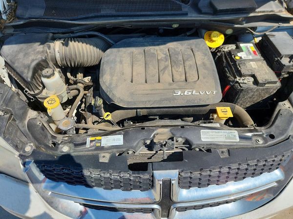 2015 DODGE GRAND CARAVAN SE