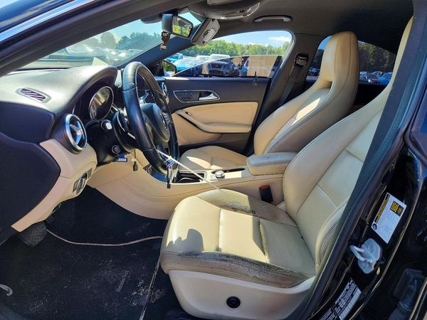 2015 MERCEDES-BENZ CLA