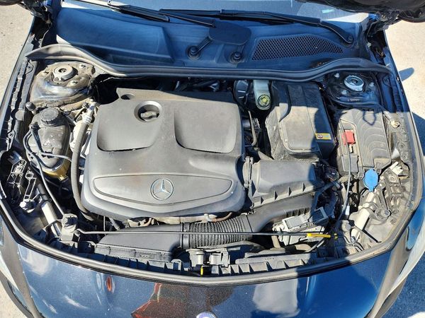 2015 MERCEDES-BENZ CLA