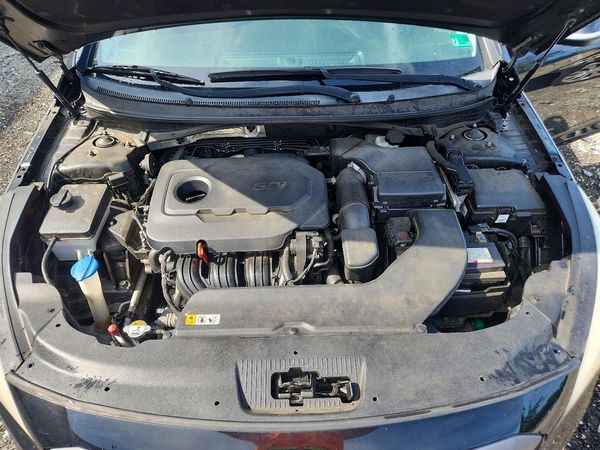 2016 HYUNDAI SONATA — Engine bay