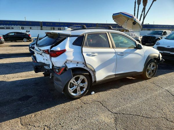 2022 HYUNDAI KONA