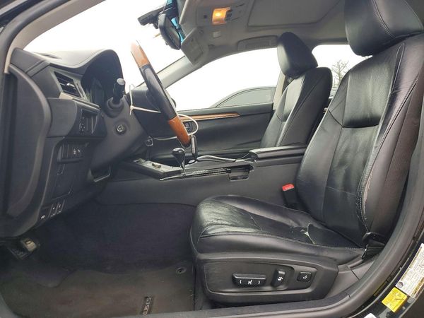2014 LEXUS ES 300h