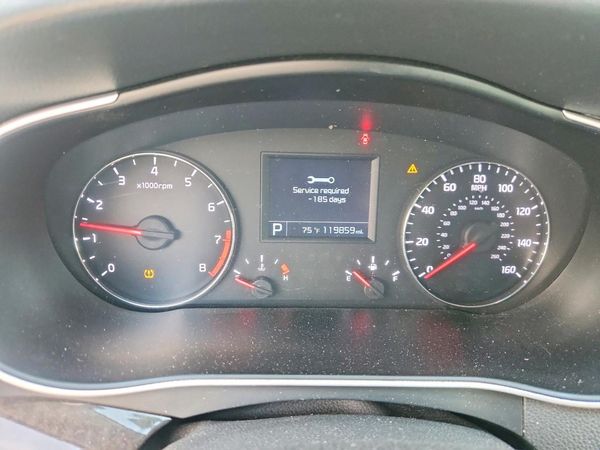 2014 KIA CADENZA