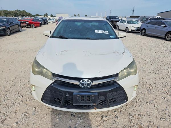 2016 TOYOTA CAMRY