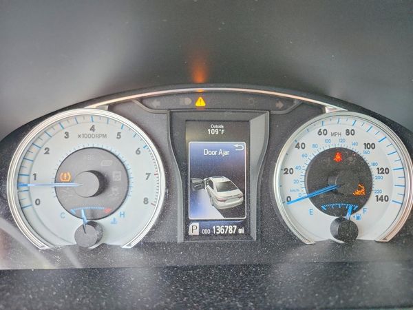 2016 TOYOTA CAMRY